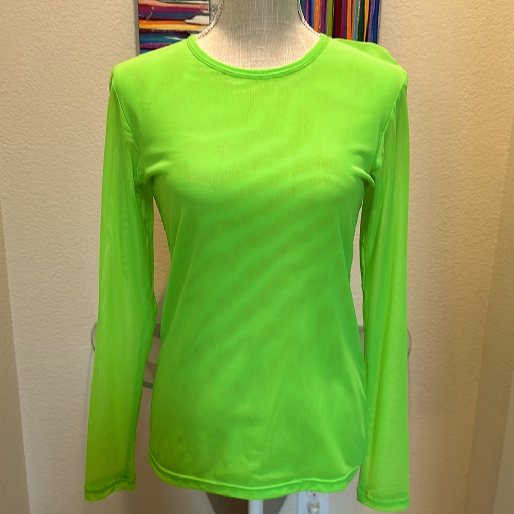 NWOT Prismsport top